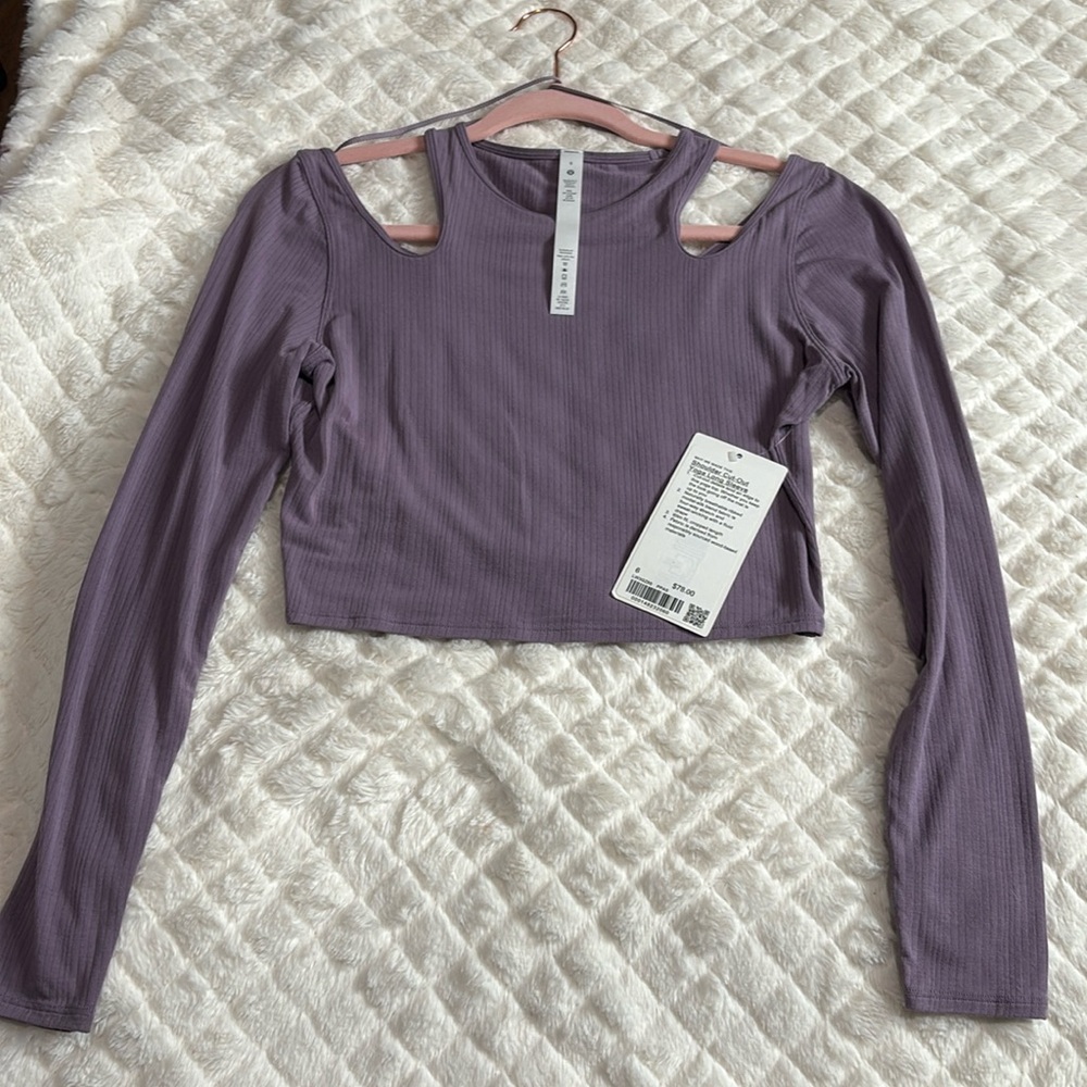 Lululemon Shoulder Cut-Out Yoga Long-Sleeve Shirt - Picture 3 of 3